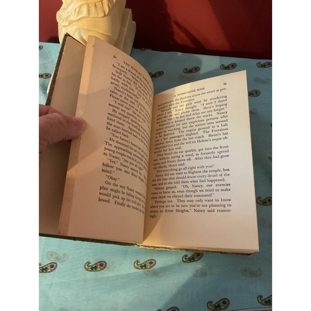 1954 Hardback The Scarlett Slipper Mystery Nancy Drew - Picture 11 of 13